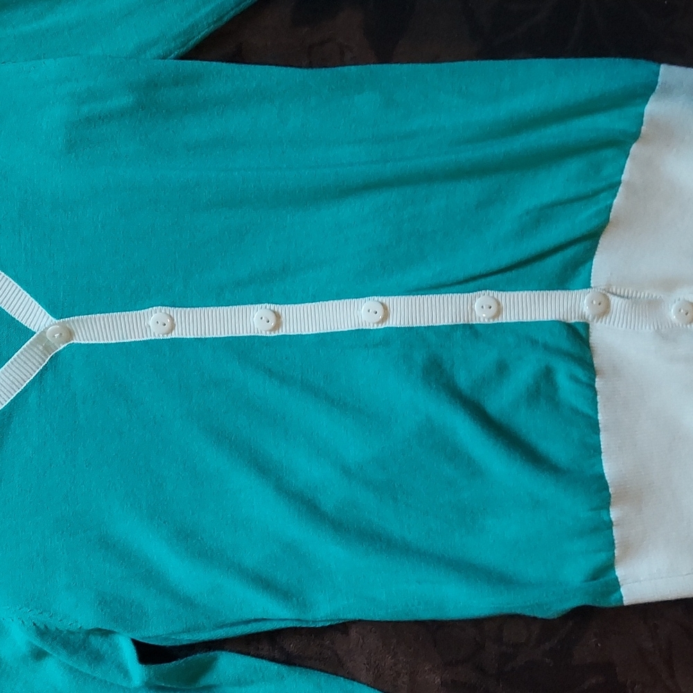 5 for $10  M&M Sweater - Picture 3 of 7